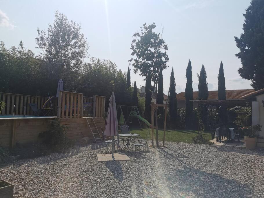 Maison Avec Piscine Dans Village Provencal. Courthezon Exterior photo