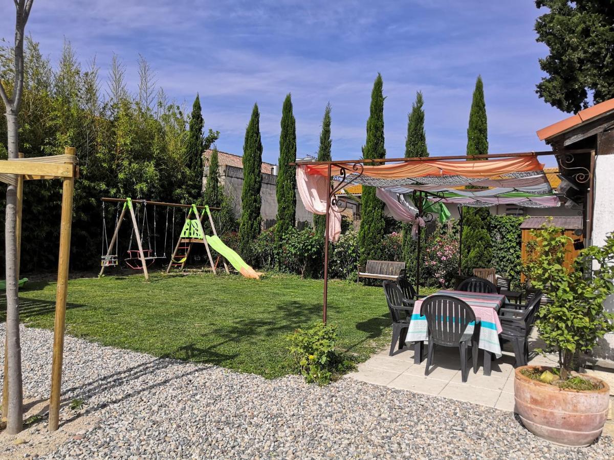Maison Avec Piscine Dans Village Provencal. Courthezon Exterior photo