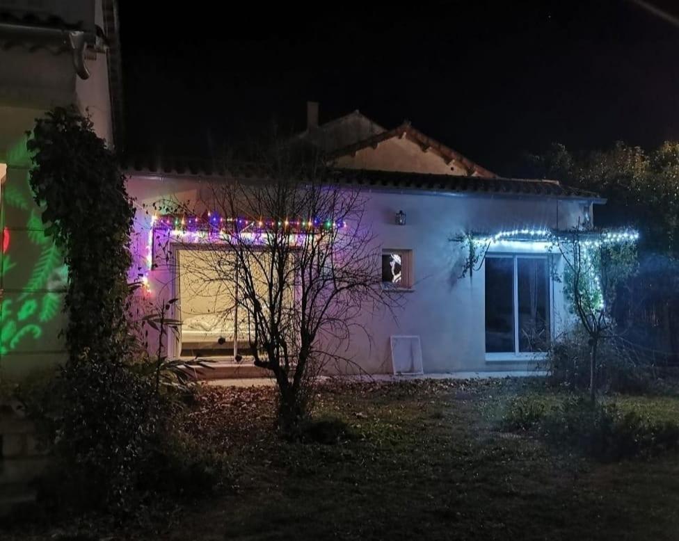 Maison Avec Piscine Dans Village Provencal. Courthezon Exterior photo